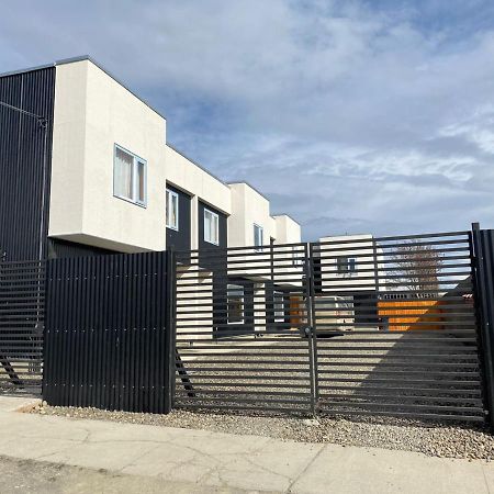 Villa Departamentos Camino de Santiago Puerto Natales Exterior foto